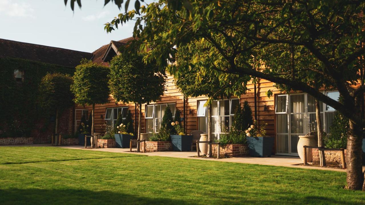 Отель The Grosvenor Stockbridge Стокбридж Экстерьер фото