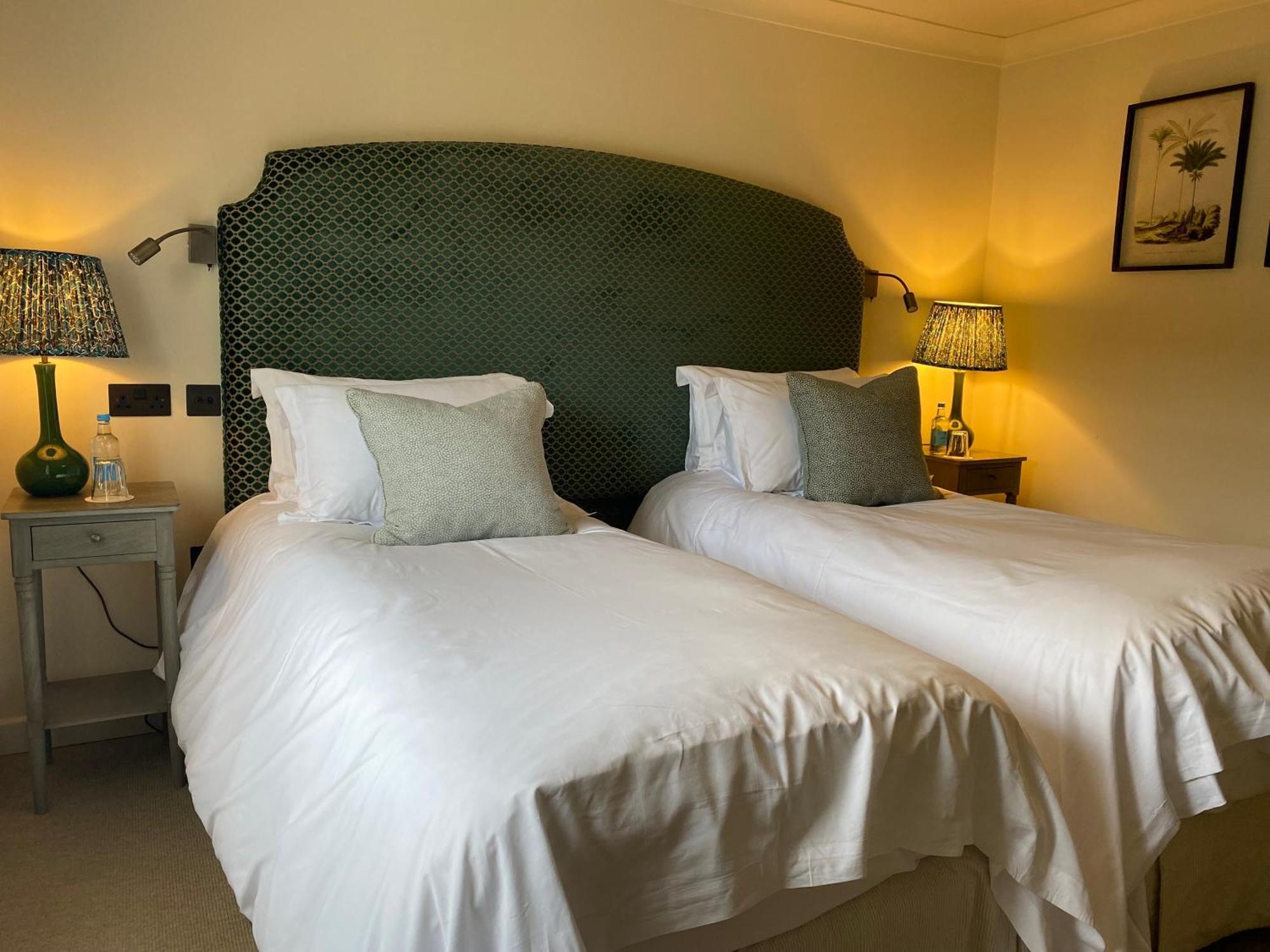 Отель The Grosvenor Stockbridge Стокбридж Номер фото