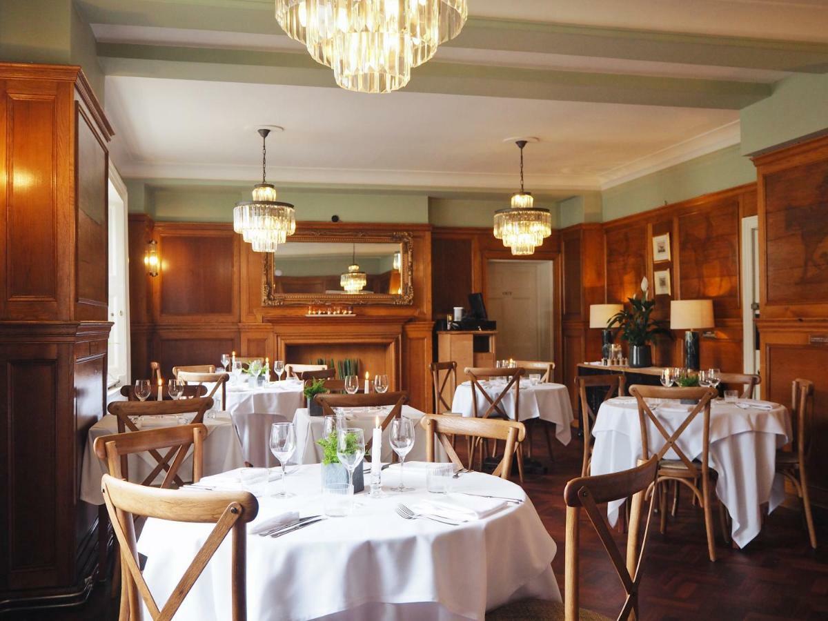 Отель The Grosvenor Stockbridge Стокбридж Экстерьер фото